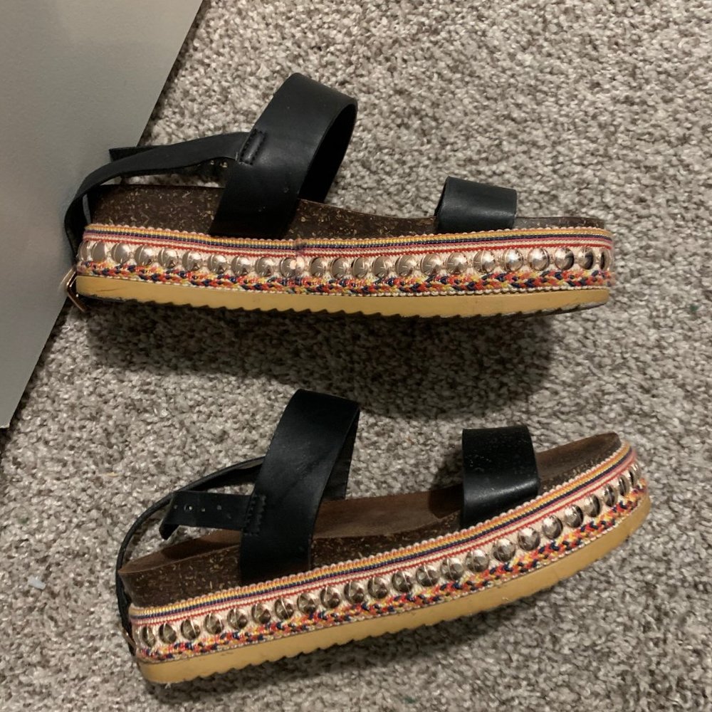 Embroidered Platform Sandals - Picture 6 of 6